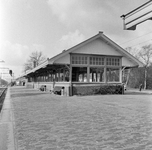 857307 Gezicht op het N.S.-station Den Dolder te Den Dolder.